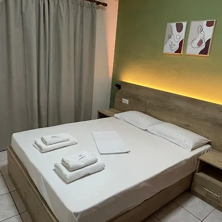 Evagelia Hotel 2*