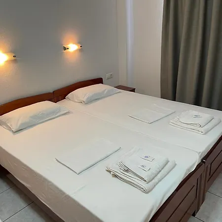 Evagelia Hotel 2*
